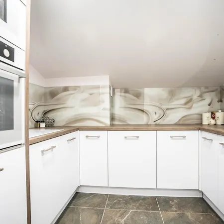 New Warszawa Parking Free Apartment