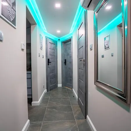 New Warszawa Parking Free * Wola Mrokowska