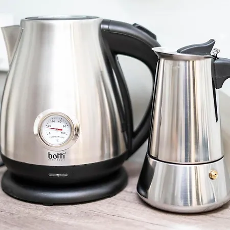 New Warszawa Parking Free